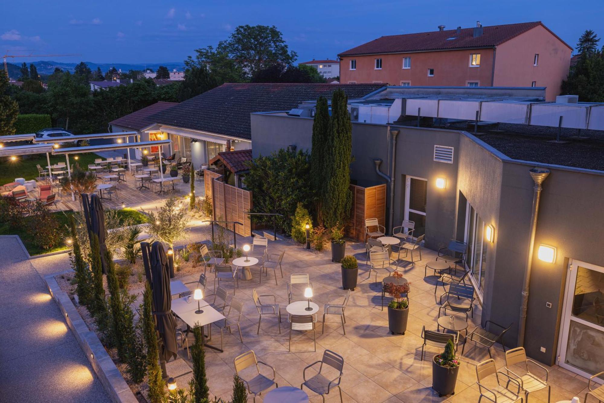 The Originals Boutique, Hotel Le Pariou, Issoire Exteriör bild
