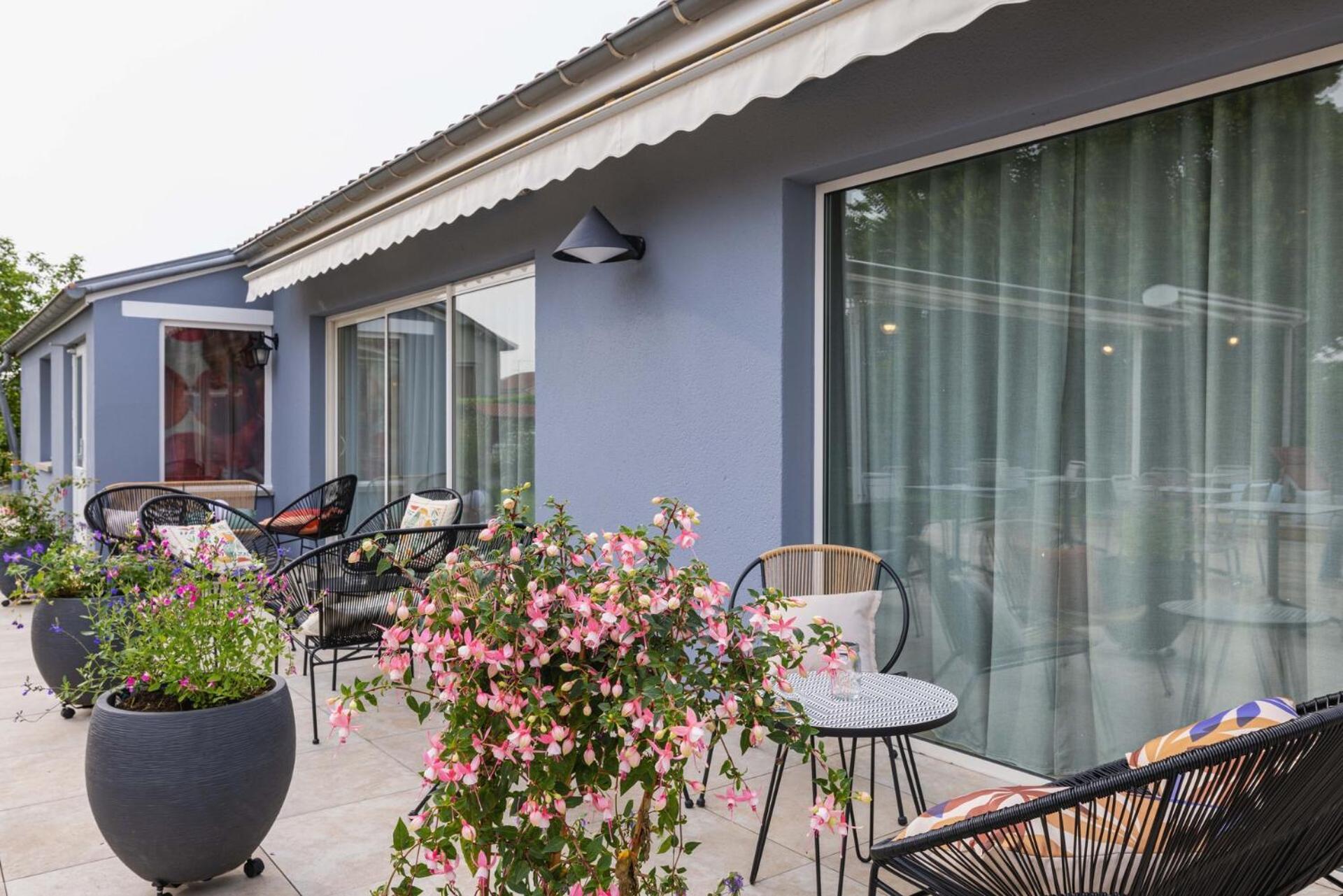 The Originals Boutique, Hotel Le Pariou, Issoire Exteriör bild