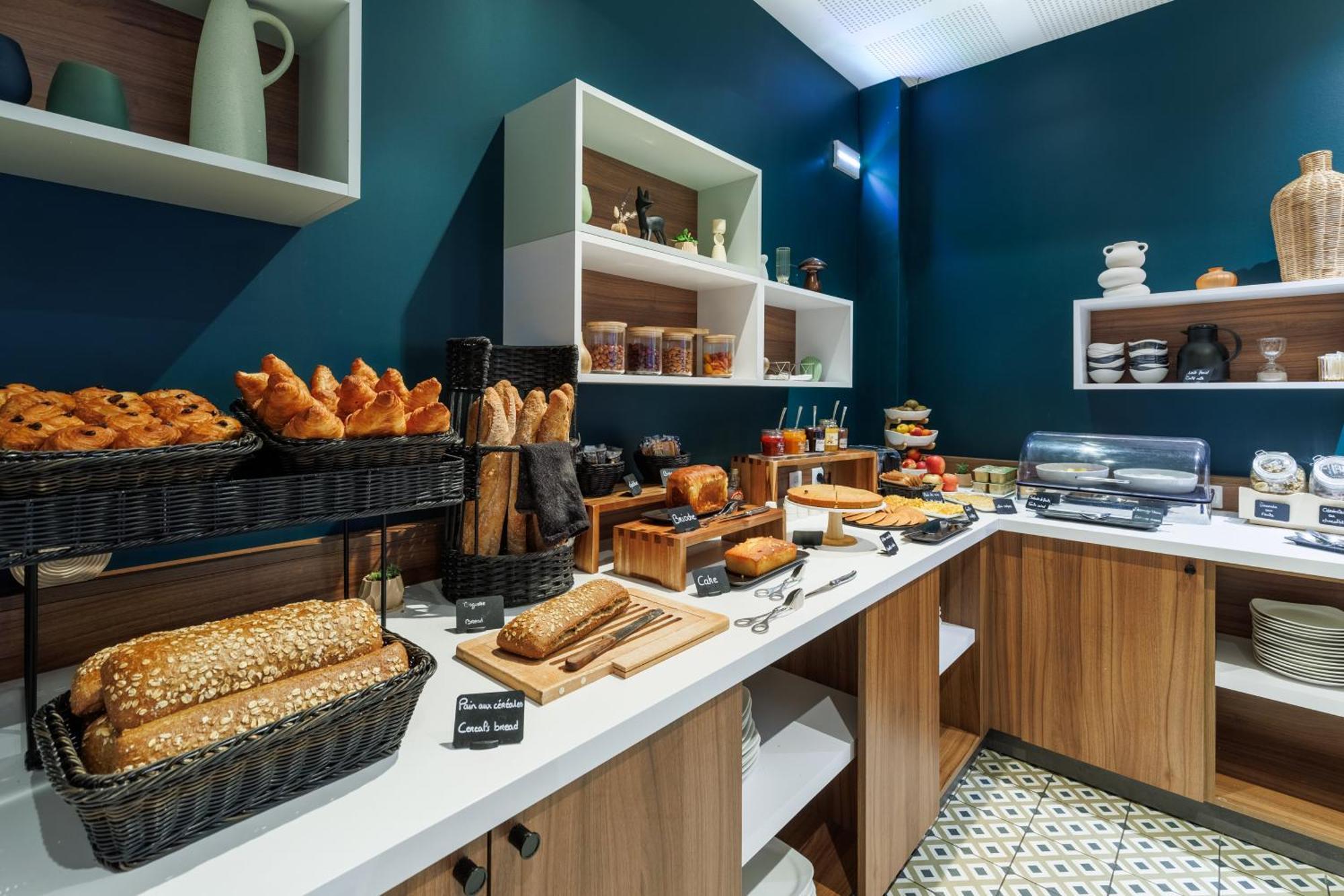 The Originals Boutique, Hotel Le Pariou, Issoire Exteriör bild